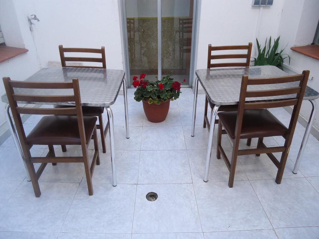 Hotel Pension Mode Lleida Dış mekan fotoğraf