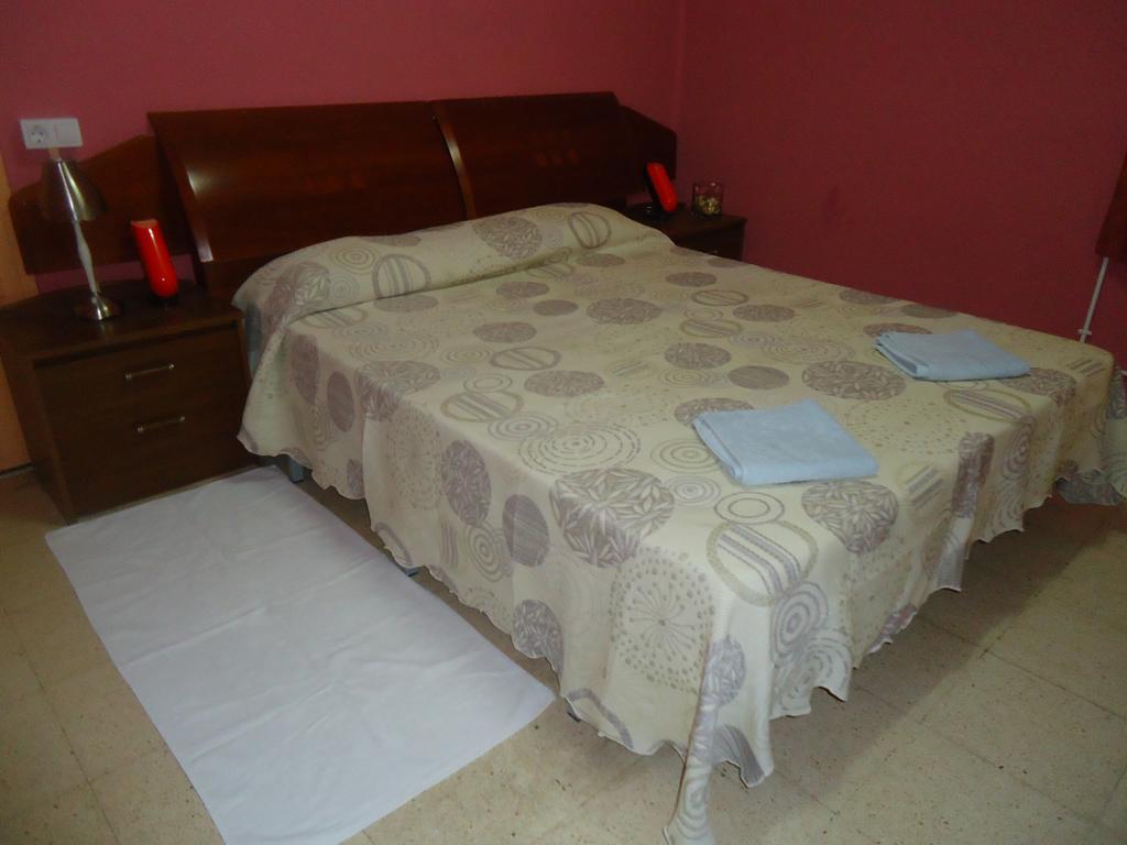 Hotel Pension Mode Lleida Dış mekan fotoğraf