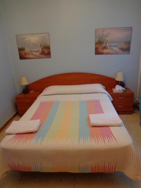 Hotel Pension Mode Lleida Oda fotoğraf