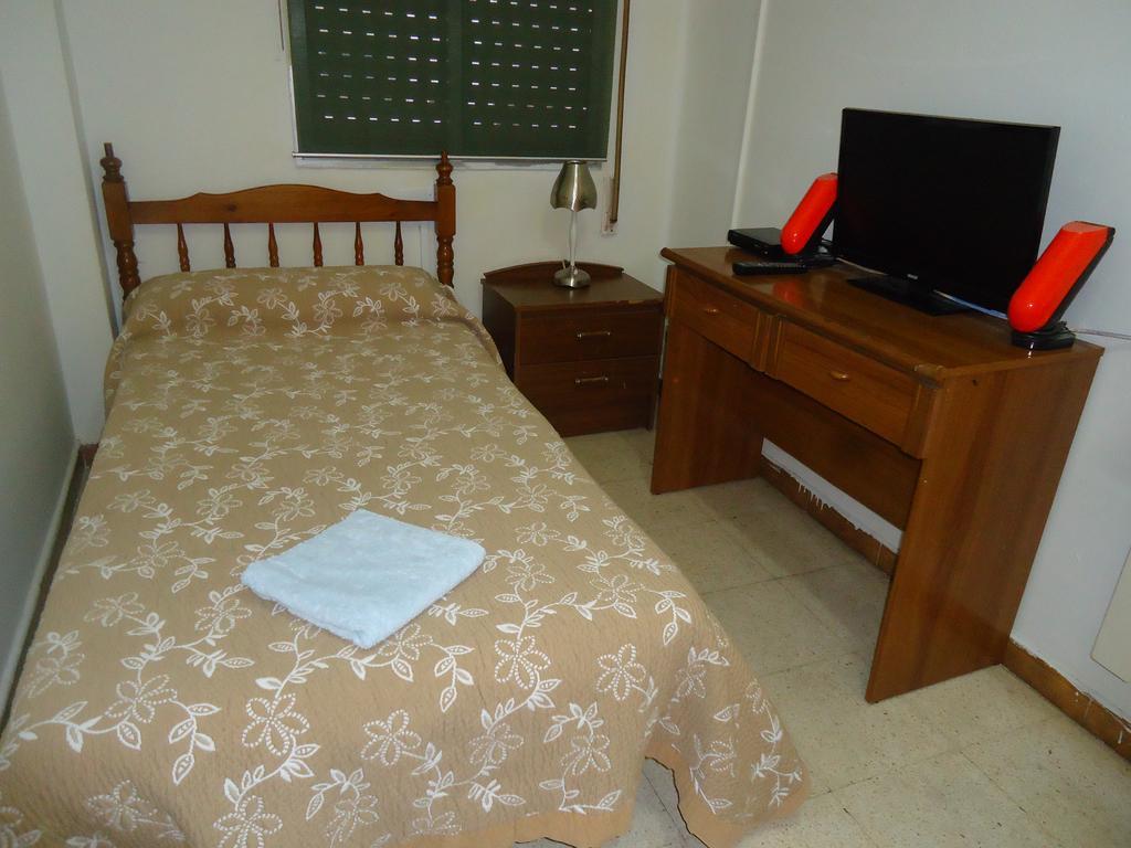 Hotel Pension Mode Lleida Dış mekan fotoğraf